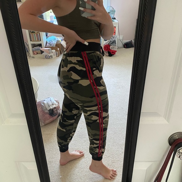 Camo joggers - Picture 2 of 7
